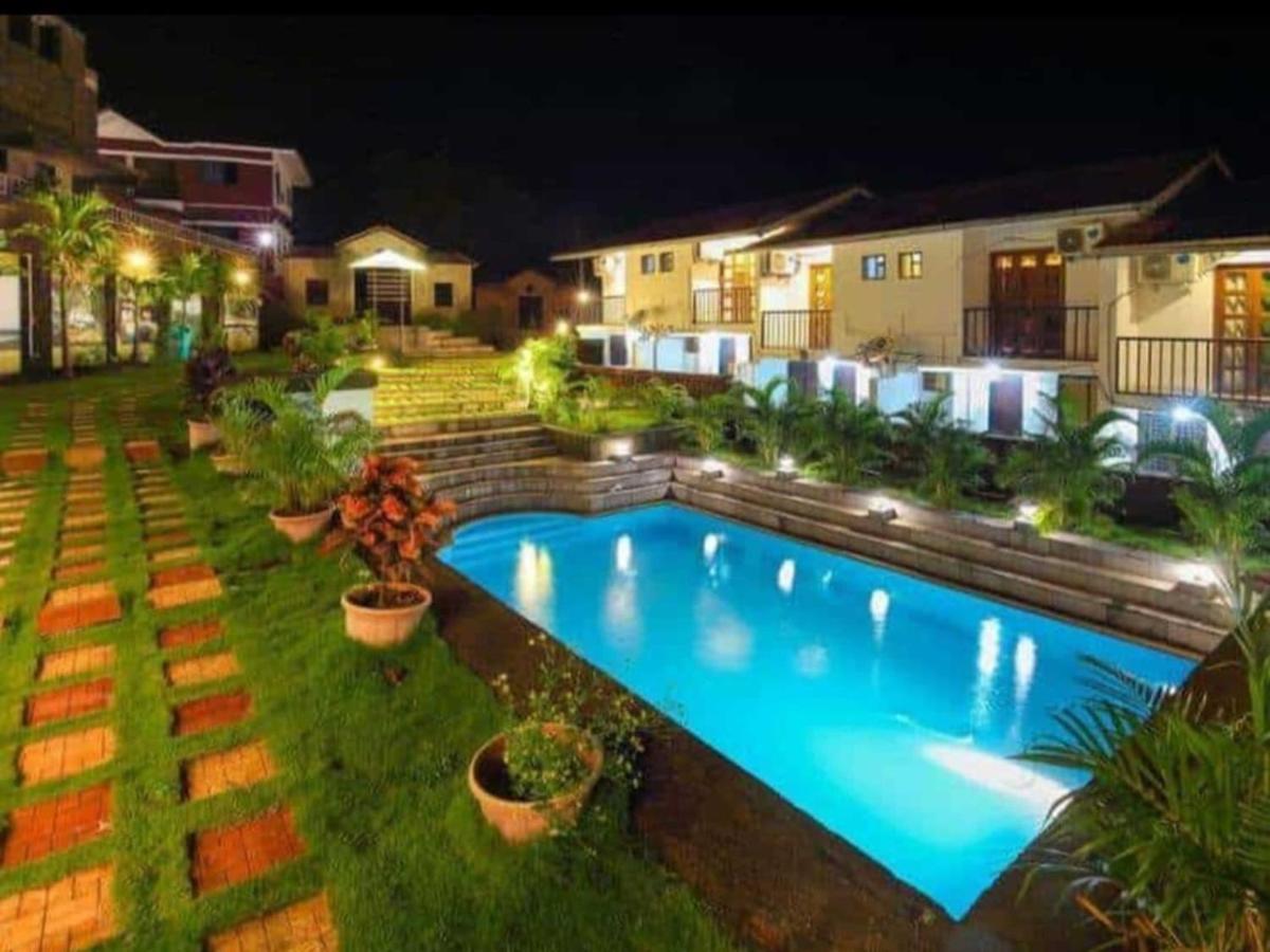 Wada Chirebandi Hotel Gimvi Екстериор снимка